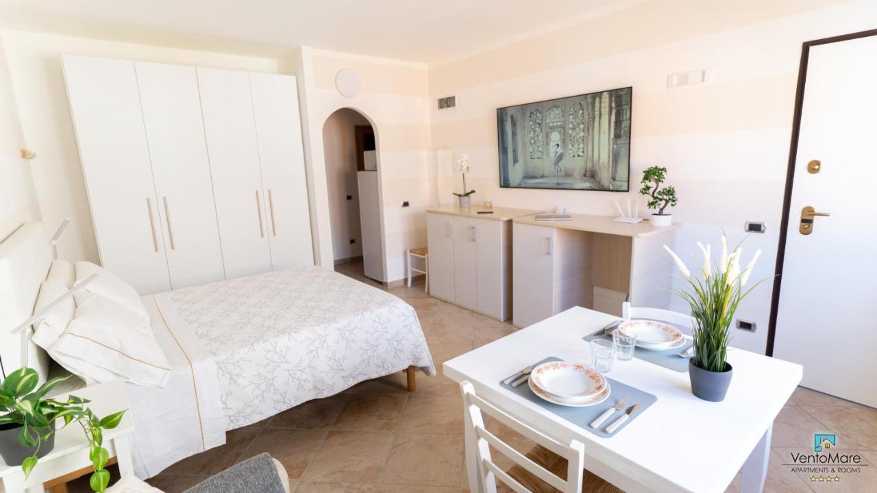 Residence Il Vento E Il Mare Palau Esterno foto